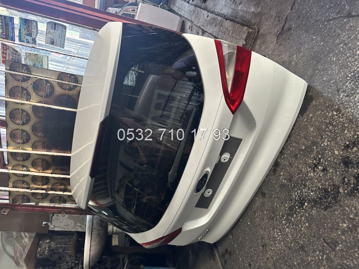 Ford Focus 2014 Çıkma Bagaj Kapağı Stationwagon